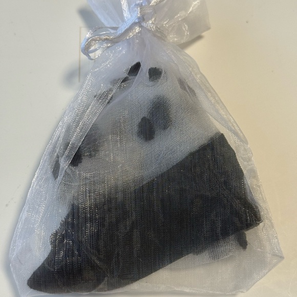 Chic Black and White Polka Dot Women's sheer  Socks - Picture 3 of 3